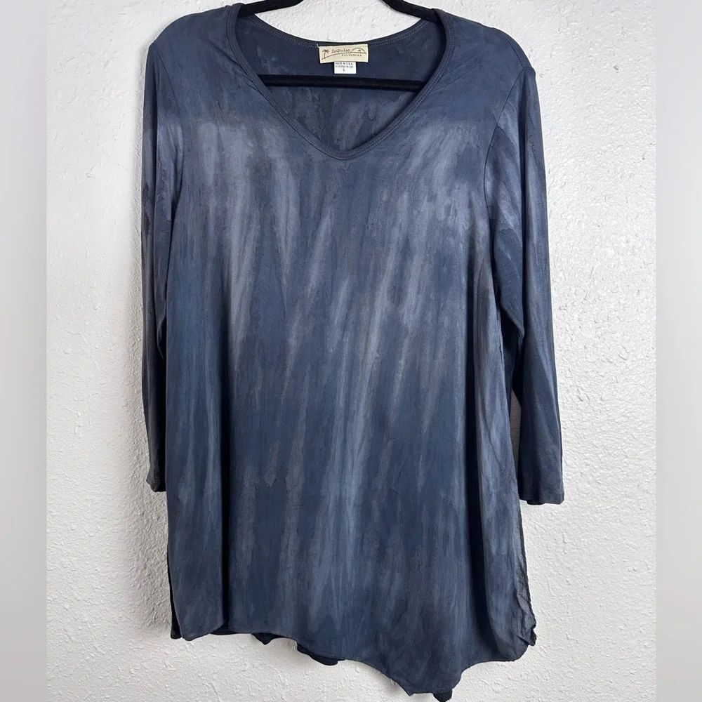 ⭐️Impulse California Women's Blue V-Neck Top Size Large‎